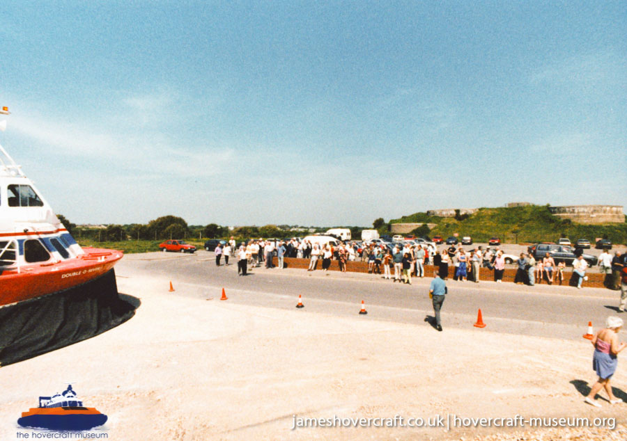 AP1-88 hovercraft promotional day by BHC -  (credit: The <a href='http://www.hovercraft-museum.org/' target='_blank'>Hovercraft Museum Trust</a>).